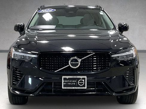Used 2024 Volvo XC60 T8 Plus w/ Protection Package Premier AWD/4WD image 2