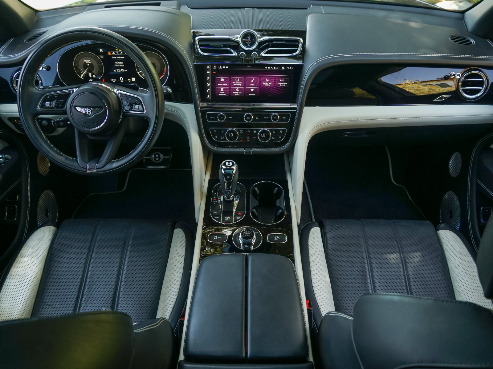 Certified 2023 Bentley Bentayga AWD/4WD image 12