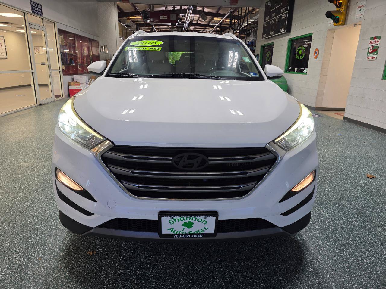 Used 2016 Hyundai Tucson Limited AWD/4WD image 3