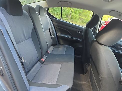 Used 2025 Nissan Versa SV FWD image 16