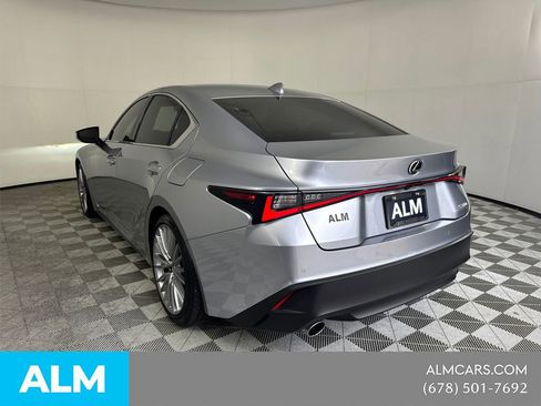 Used 2025 Lexus IS 300 w/ Premium Package RWD image 9