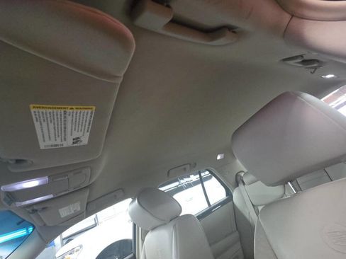 Used 2011 Cadillac DTS image 7