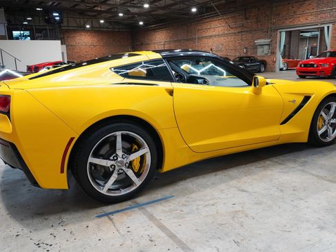 Used 2014 Chevrolet Corvette Stingray Coupe w/ 3LT Preferred Equipment Group RWD image 14