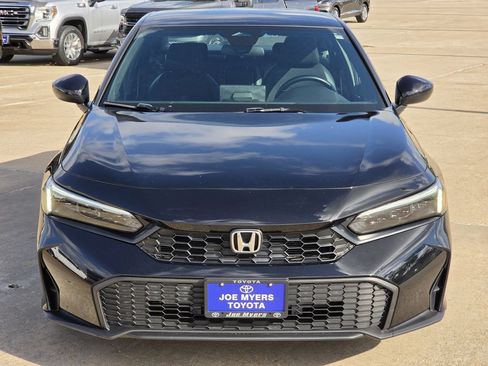 Used 2025 Honda Civic Sport image 3