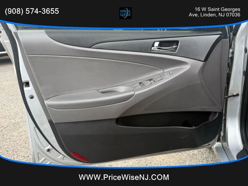 Used 2011 Hyundai Sonata SE w/ Navigation & Sunroof Pkg 4 image 7