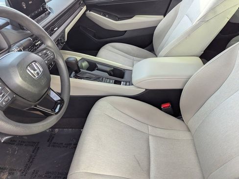Used 2024 Honda Accord EX image 11