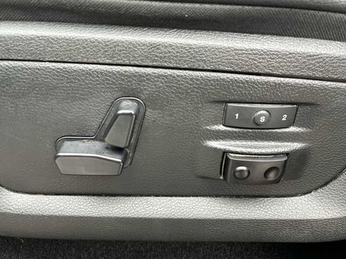 Used 2017 RAM 1500 Laramie w/ Convenience Group image 14