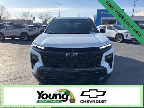 New 2026 Chevrolet Traverse RS image 2