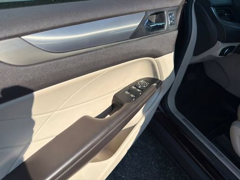 Used 2018 Lincoln MKC Premiere FWD image 14