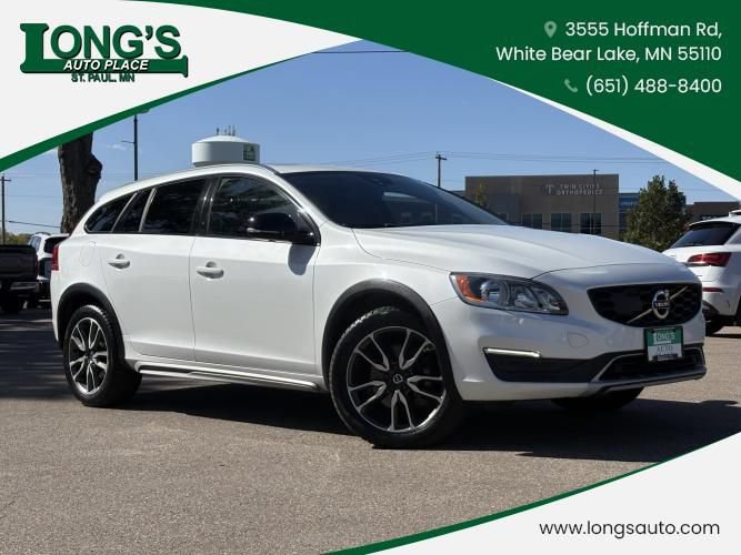 Used 2017 Volvo V60 T5 Cross Country w/ Convenience Package AWD/4WD image 1