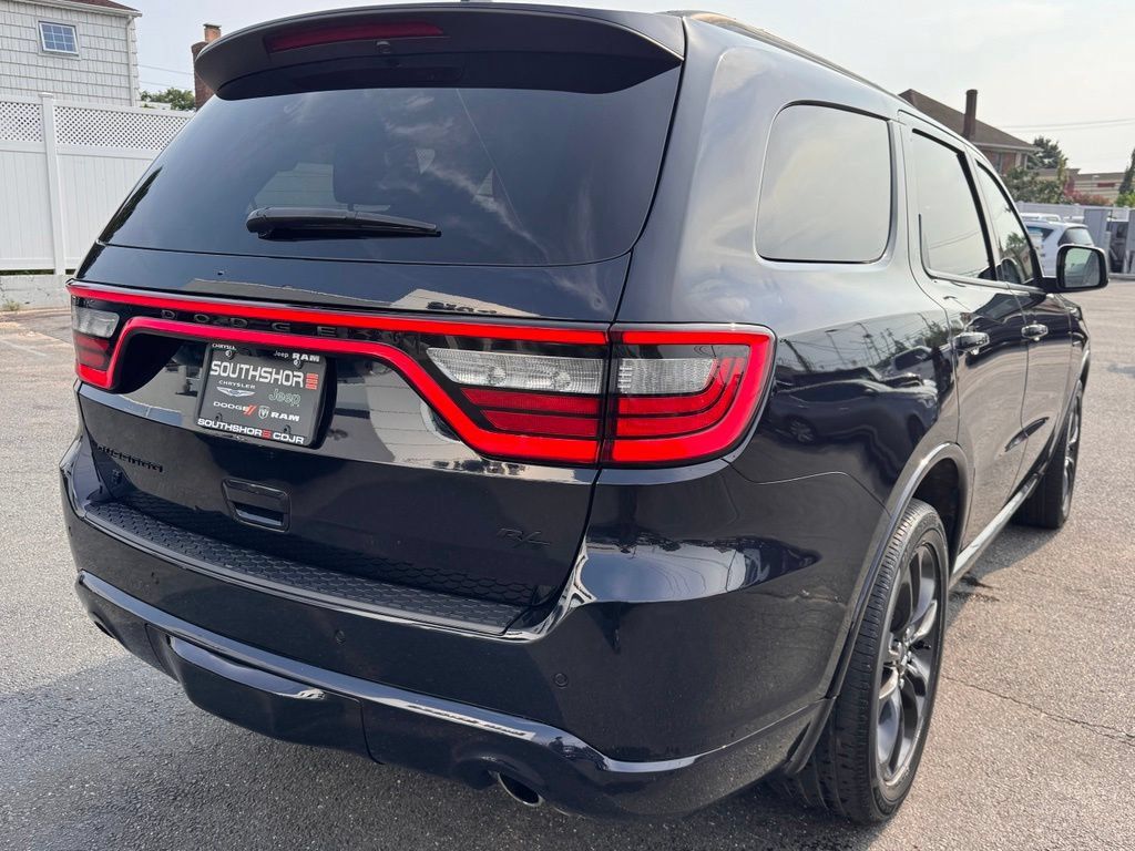 Used 2024 Dodge Durango R/T AWD/4WD image 8
