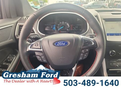 Certified 2020 Ford Edge ST-Line AWD/4WD image 18