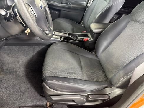 Used 2014 Subaru Crosstrek 2.0i Premium AWD/4WD image 11