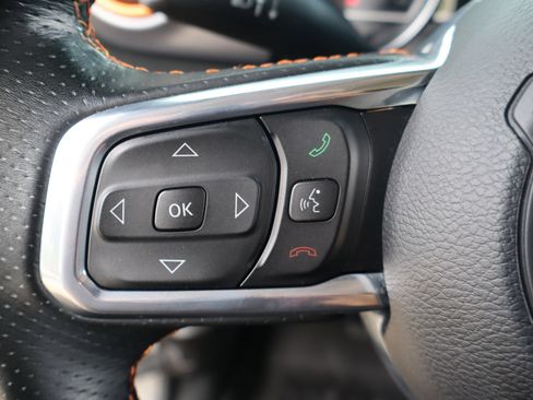 Used 2022 Jeep Gladiator Mojave AWD/4WD image 15