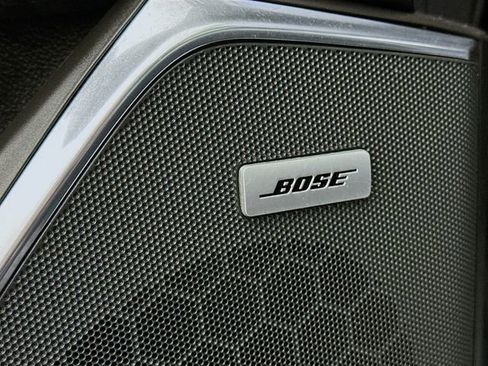 Used 2016 Cadillac Escalade Luxury image 19