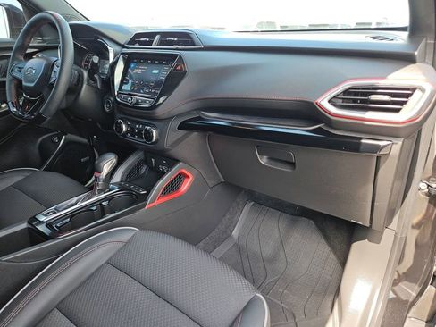 Certified 2023 Chevrolet TrailBlazer RS w/ Sun and Liftgate Package image 24