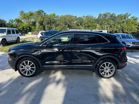 Used 2019 Lincoln MKC Reserve FWD image 17