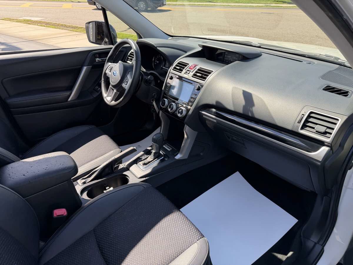 Used 2018 Subaru Forester 2.5i Premium w/ Popular Package #2 AWD/4WD image 19