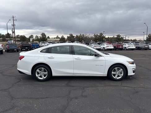 Used 2021 Chevrolet Malibu LS image 8