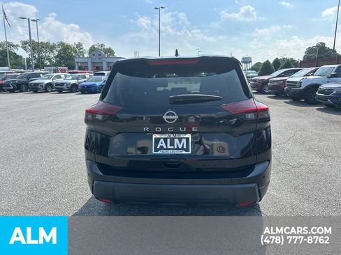 Used 2024 Nissan Rogue S FWD image 6