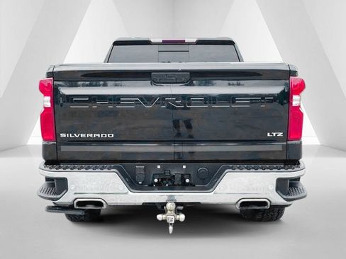 Used 2024 Chevrolet Silverado 1500 LTZ AWD/4WD image 6