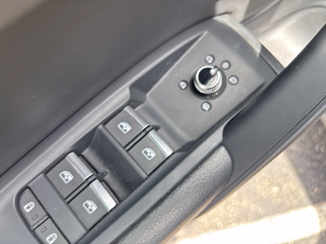 Used 2023 Audi Q5 2.0T Premium AWD/4WD image 11