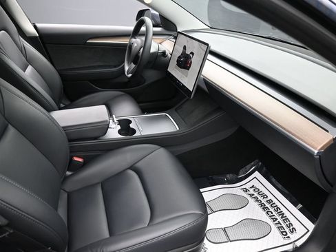 Used 2023 Tesla Model 3 Standard Range RWD image 28