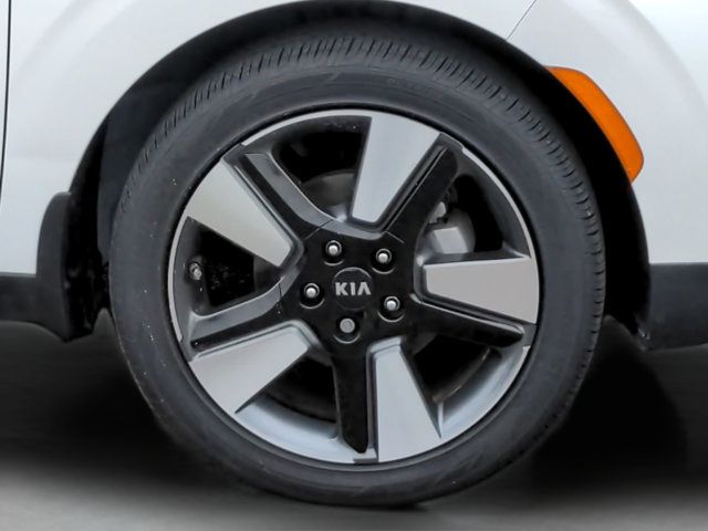 Used 2020 Kia Soul EX w/ Option Group 015 FWD image 11