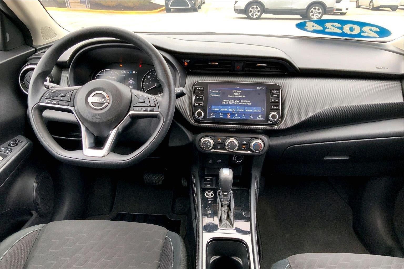 Used 2024 Nissan Kicks SV FWD image 15