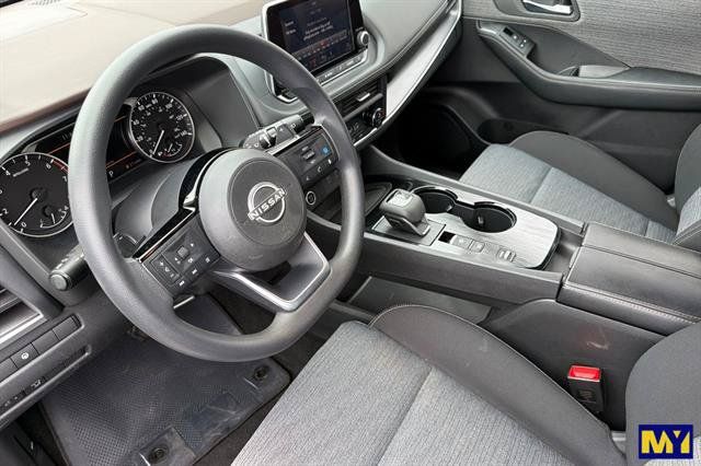 Used 2023 Nissan Rogue SV FWD image 10