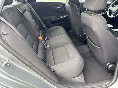 Used 2024 Chevrolet Malibu LT image 12