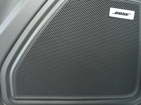 New 2025 Porsche Macan image 31