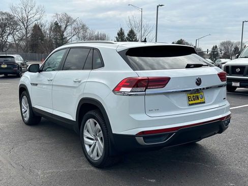 Used 2020 Volkswagen Atlas Cross Sport SE w/ Panoramic Sunroof Package image 4