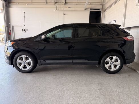 Used 2021 Ford Edge SE FWD image 6