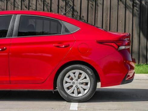 Used 2020 Hyundai Accent SE image 17