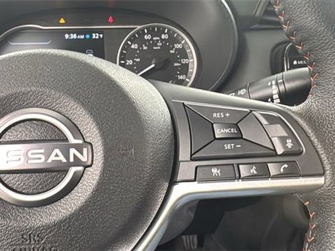 New 2025 Nissan Versa SR w/ Trunk Package image 20