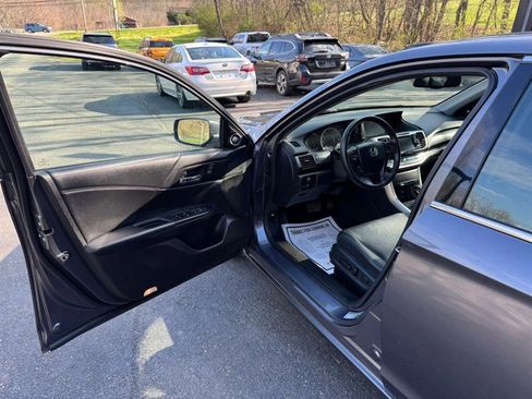 Used 2015 Honda Accord EX-L image 9