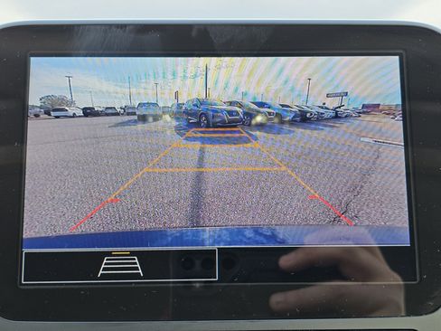 Used 2024 Chevrolet Malibu LT image 27