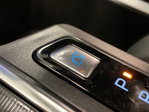 New 2023 Ford F150 Lightning Platinum image 42