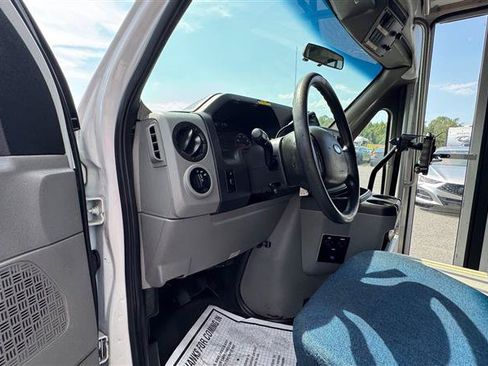 Used 2014 Ford E-450 and Econoline 450 Super Duty w/ Shuttle Bus Prep Package RWD image 36