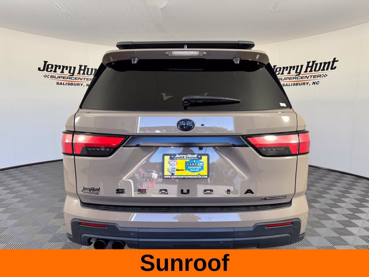Used 2025 Toyota Sequoia TRD Pro AWD/4WD image 8