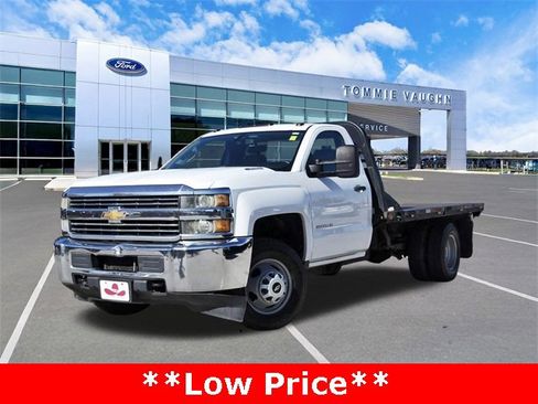 Used 2015 Chevrolet Silverado 3500 W/T image 1
