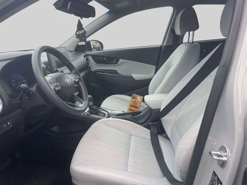 Certified 2023 Hyundai Kona SEL AWD/4WD image 15