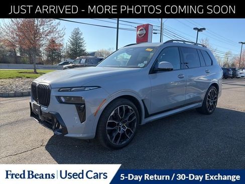 Used 2024 BMW X7 xDrive40i w/ M Sport Package image 3
