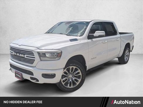 Used 2024 RAM 1500 Laramie AWD/4WD image 1