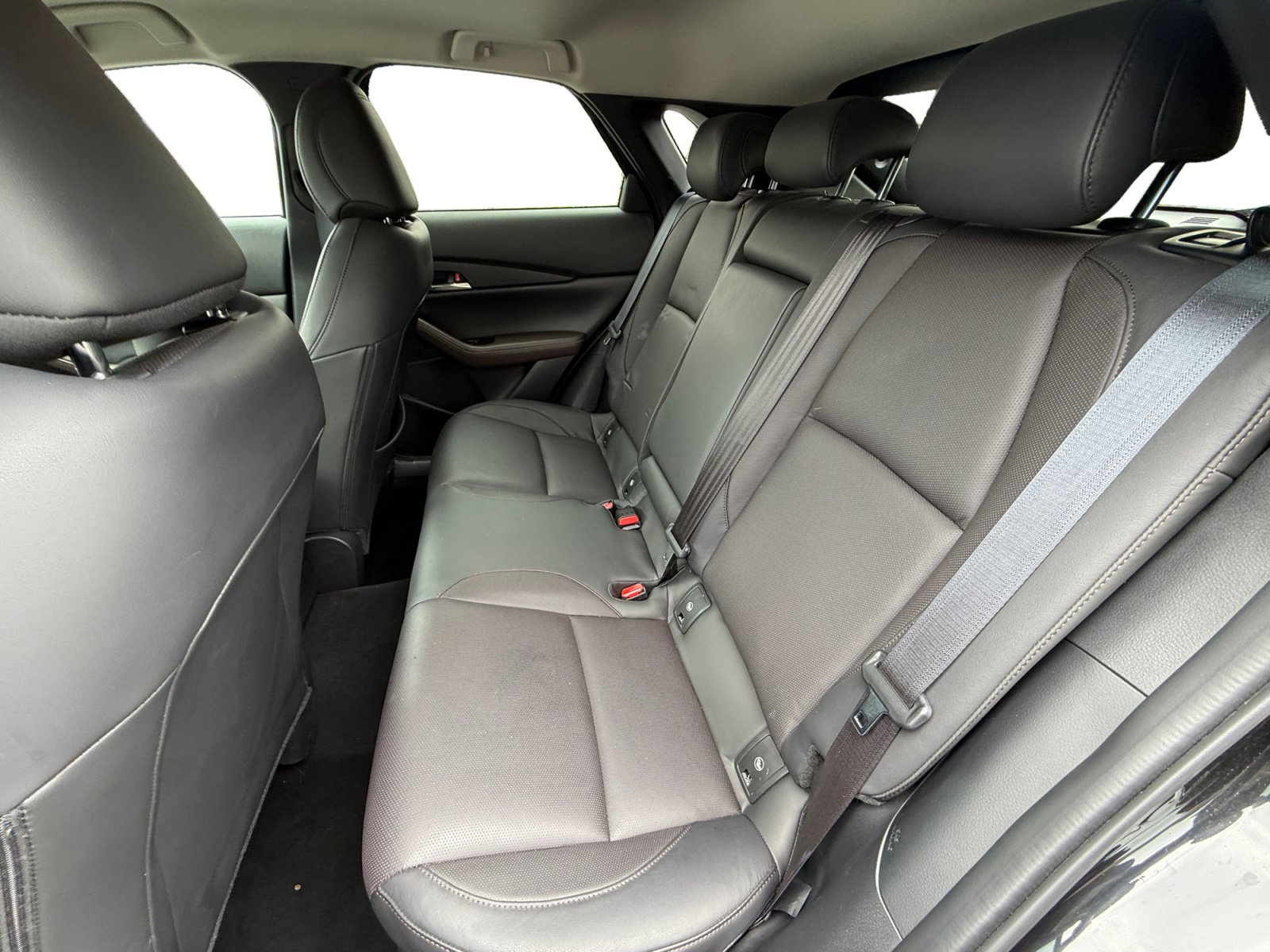 Used 2023 MAZDA CX-30 AWD 2.5 S w/ Premium Package image 16