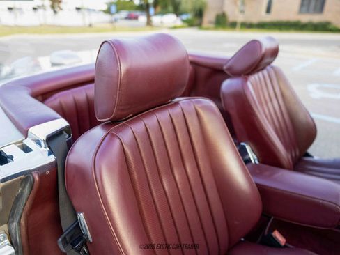 Used 1987 Mercedes-Benz 560 SL image 40