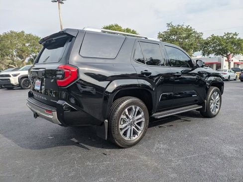 Used 2025 Toyota 4Runner Limited w/ Tow Technology Package AWD/4WD image 4