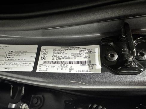 Used 2022 Ford F350 XLT w/ XLT Value Package AWD/4WD image 42