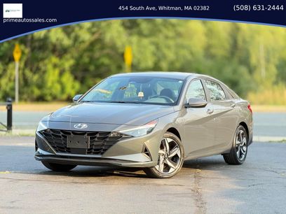 Used 2023 Hyundai Elantra SEL w/ Convenience Package